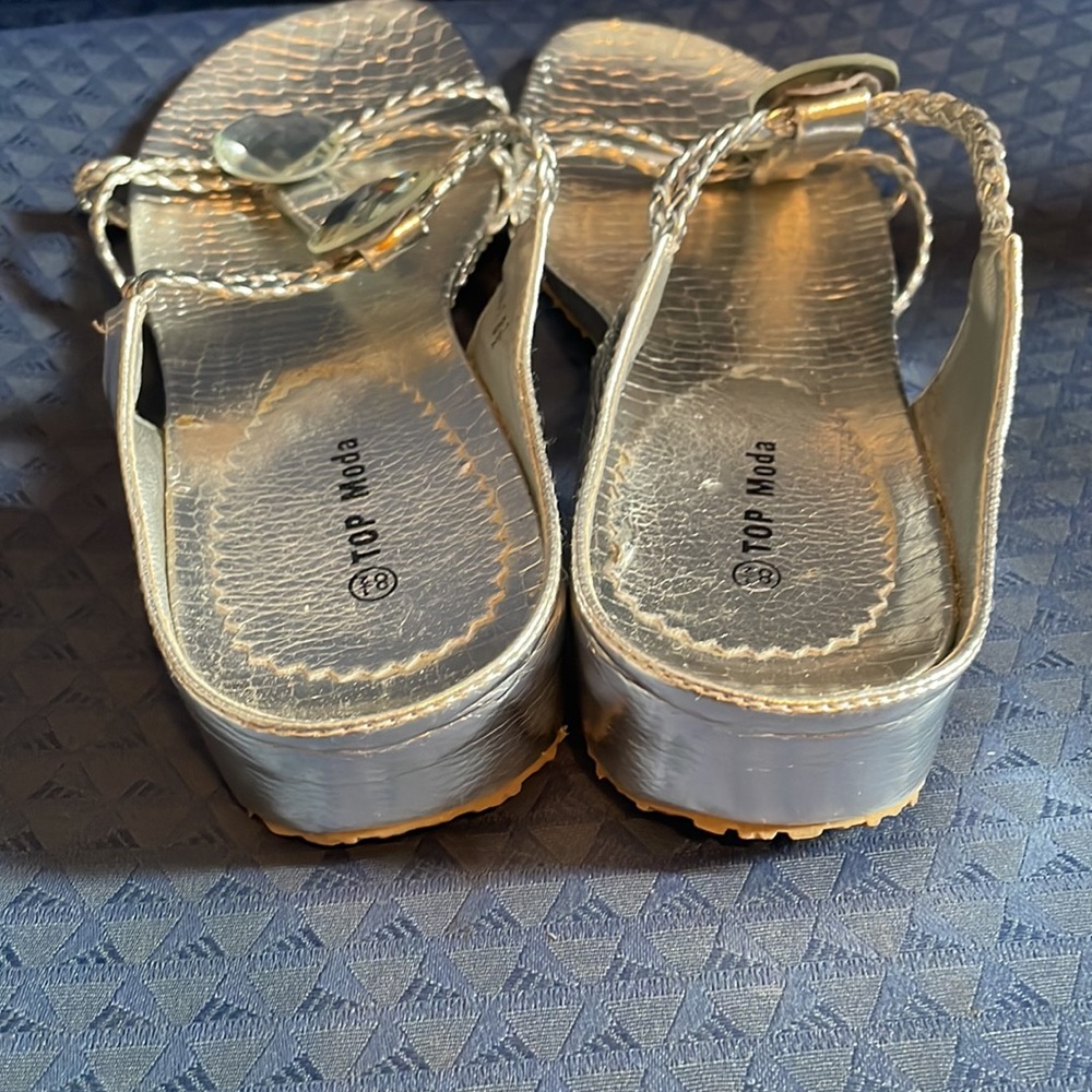 Top Moda Slides - Picture 4 of 6